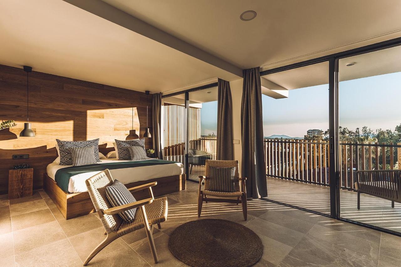 Las Gaviotas Suites Hotel & Spa Плая де Муро Екстериор снимка