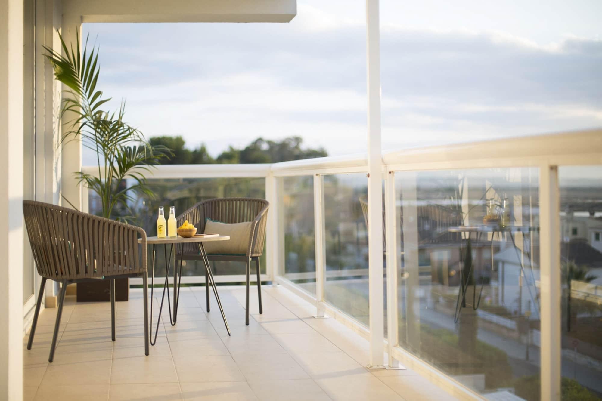 Las Gaviotas Suites Hotel & Spa Плая де Муро Екстериор снимка