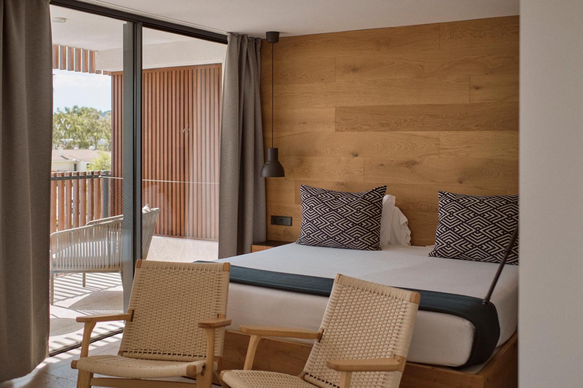 Las Gaviotas Suites Hotel & Spa Плая де Муро Екстериор снимка