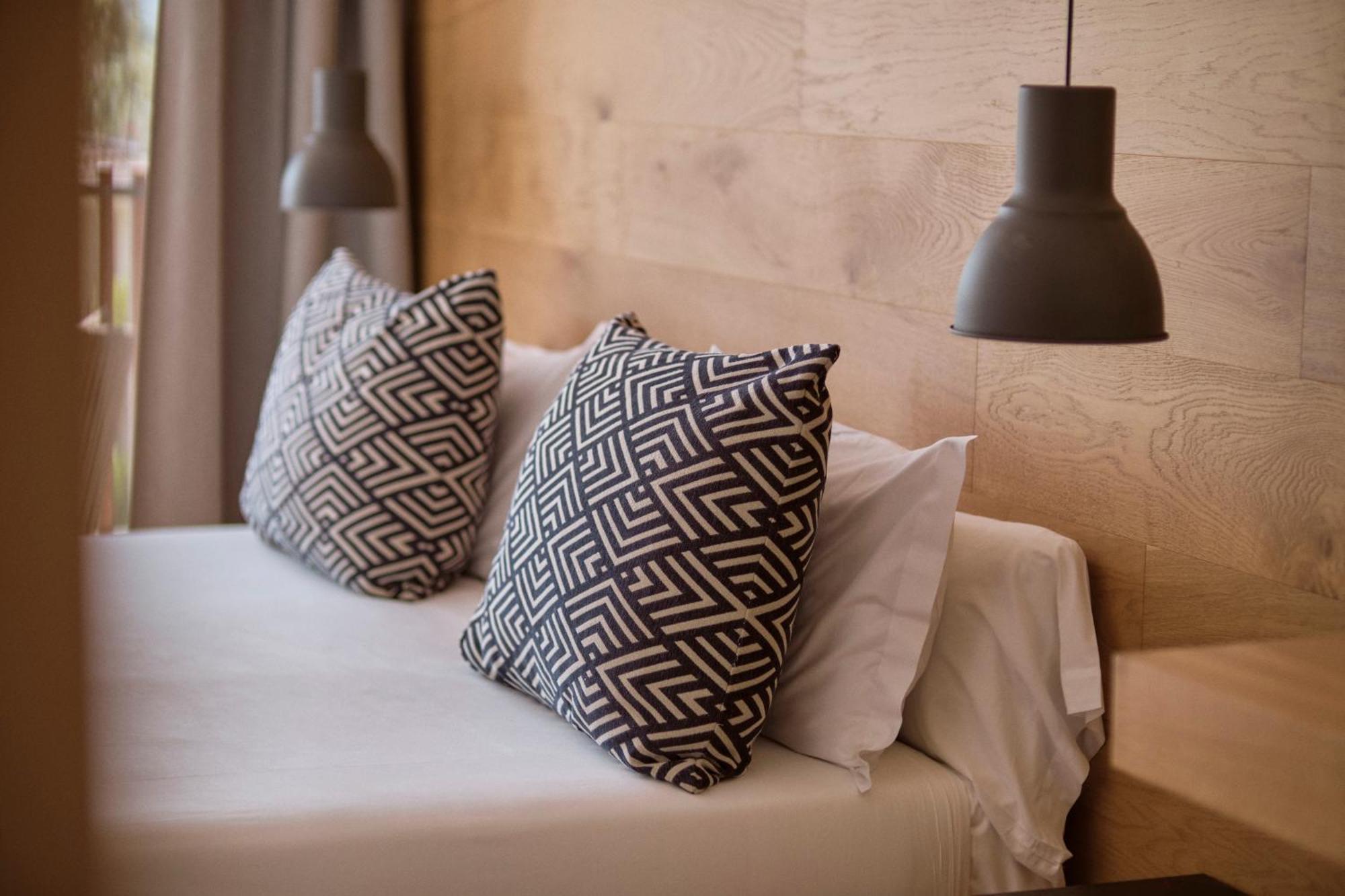 Las Gaviotas Suites Hotel & Spa Плая де Муро Екстериор снимка