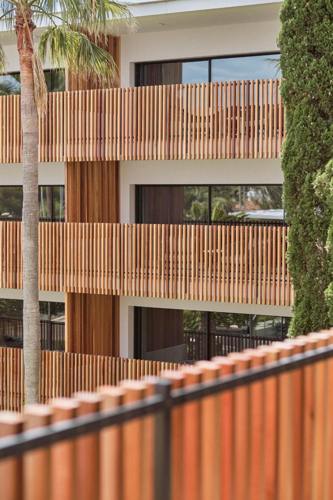 Las Gaviotas Suites Hotel & Spa Плая де Муро Екстериор снимка